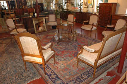 Louis XVI-style suite