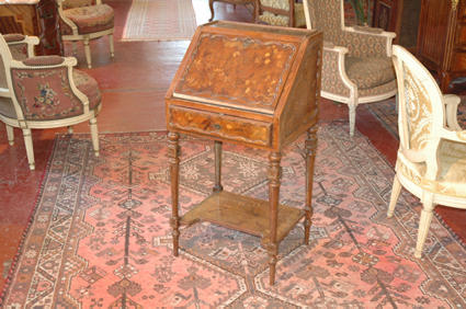 Bureau dos-d'âne Emile GALLE