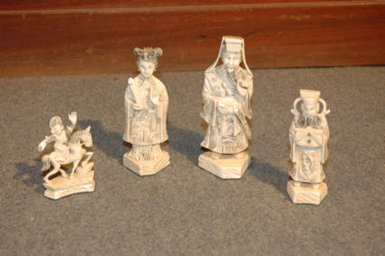 Jeu d'échecs en ivoire