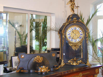 Louis XV wall clock