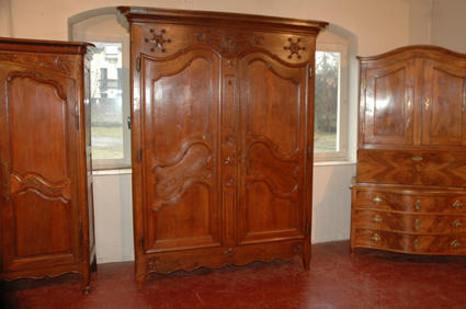 1814 armoire