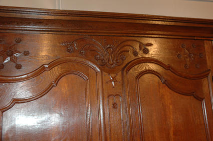 1814 armoire