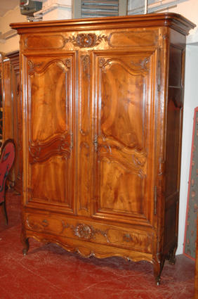 Armoire Louis XV