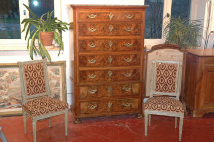 19th century chest of seven drawers