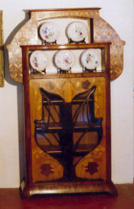 Display cabinet decorated with Virginia tulip tree