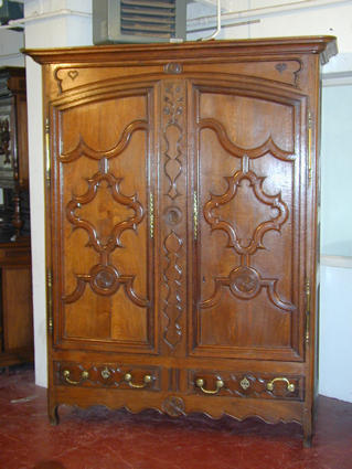 Beginning of the 19th century armoire from Lorraine