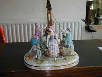 Group in porcelain of Paris