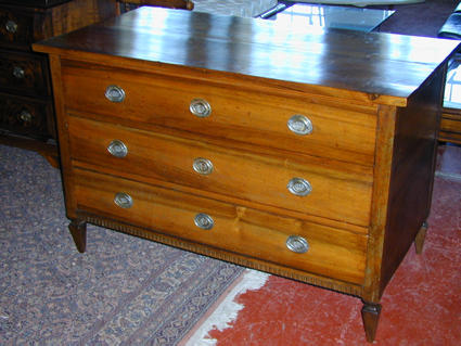 Beginning of the 19th century commode