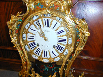 Louis XV wall clock and its console