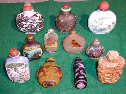 Collection of 43 Chinese snuffboxes