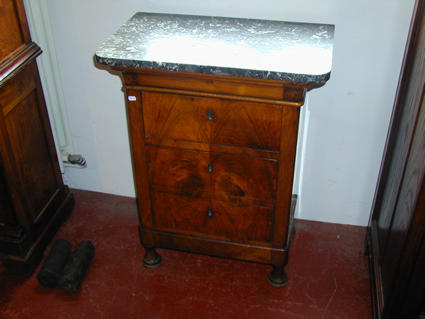 Petite commode Louis-Philippe