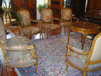 Louis XV-style sofa and armchairs