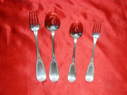 RAVINET D'ENFERT canteen of cutlery